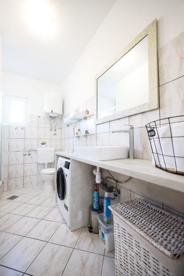 Apartman Heder زادار المظهر الخارجي الصورة