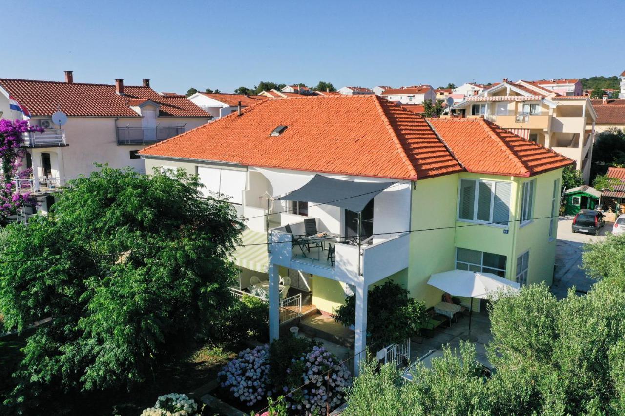 Apartman Heder زادار المظهر الخارجي الصورة