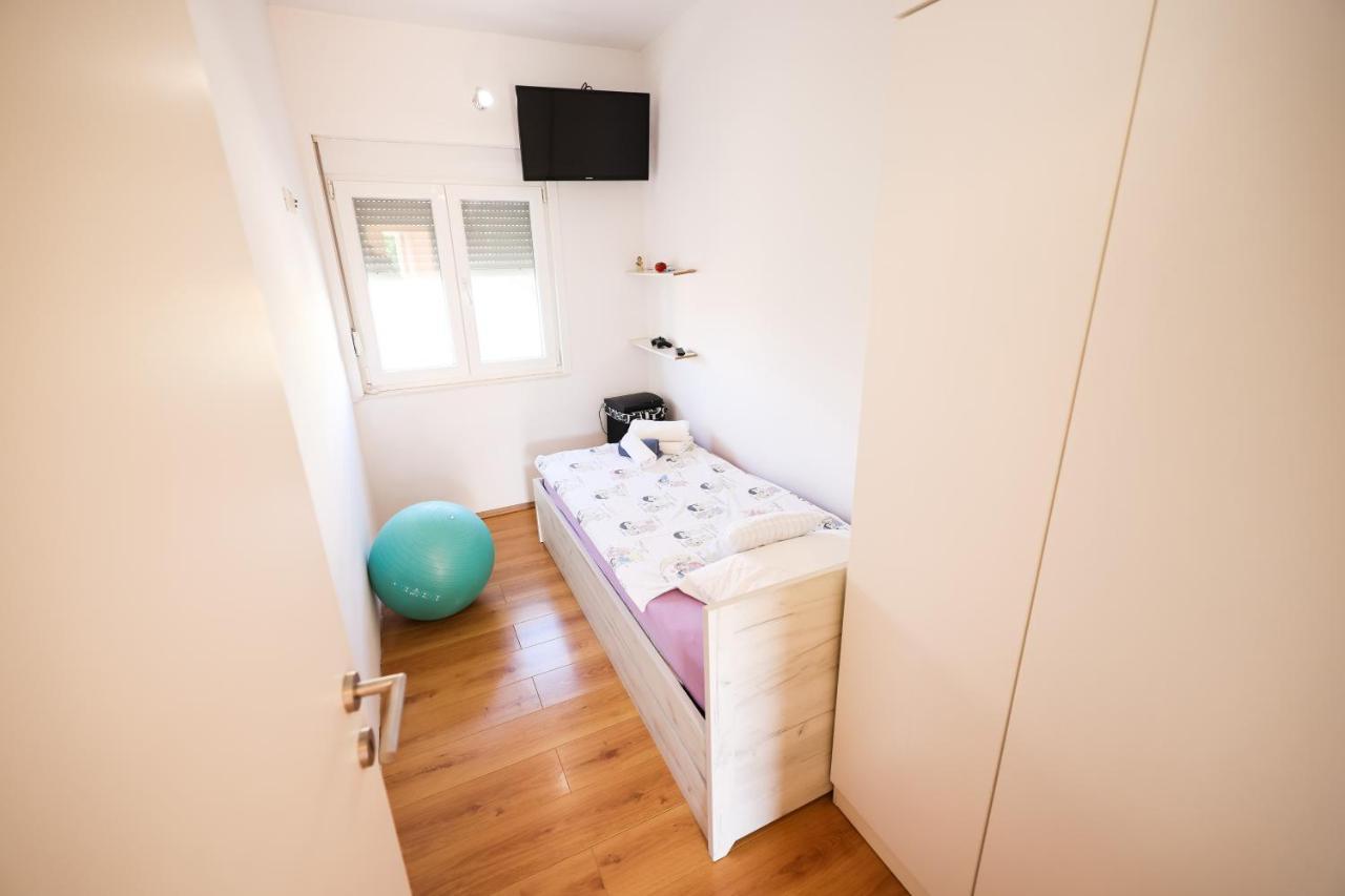 Apartman Heder زادار المظهر الخارجي الصورة